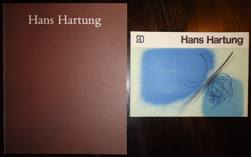 2 Austellungskataloge: 1. Paintings 1971-1975. October 16, 1975-January 4, 1976. The Metropolitan Museum of Art (engl. text) - 2. Hans Hartung. Museum des 20. Jahrhunderts Wien, 11. April - 12. Mai 1963 (deutscher Text))