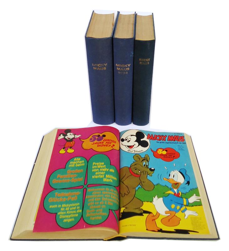 MICKY MAUS. Die größte Jugendzeitschrift der Welt. 115 Hefte zwischen 1972-1974. In 4 Ganzleinenbänden gebunden.